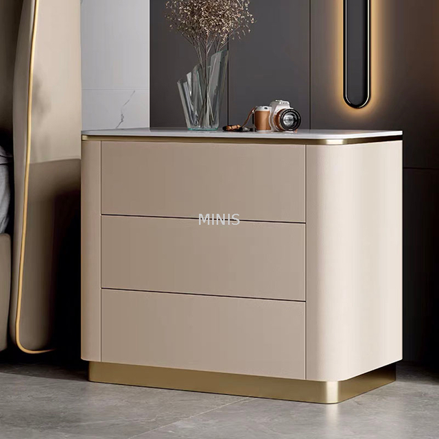 Petite table d'appoint dor&eacute;e pour chambre &agrave; coucher/salon moderne avec tiroir